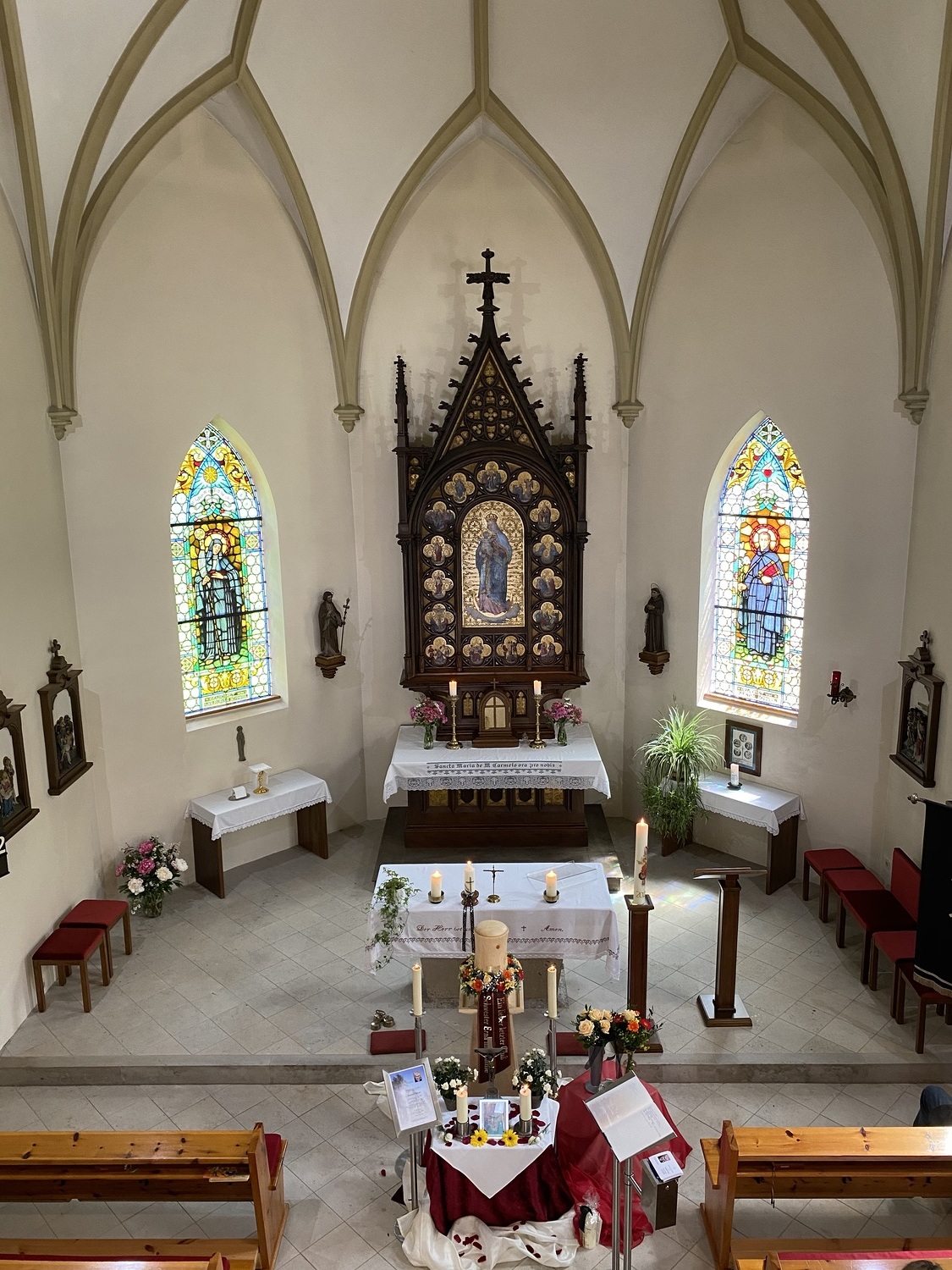 Urnenbeisetzung in Unterlaussa / Pater Ulrich Diel OSB Pfarre Unterlaussa